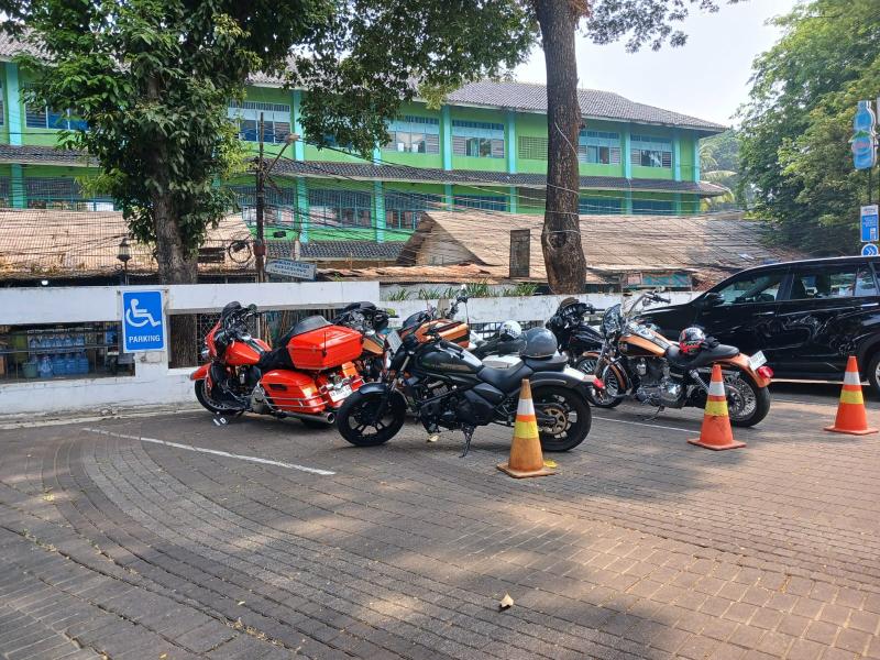 Warung Solo, Rumah Kedua Anggota MBI Chapter Depok untuk Melepas Kangen