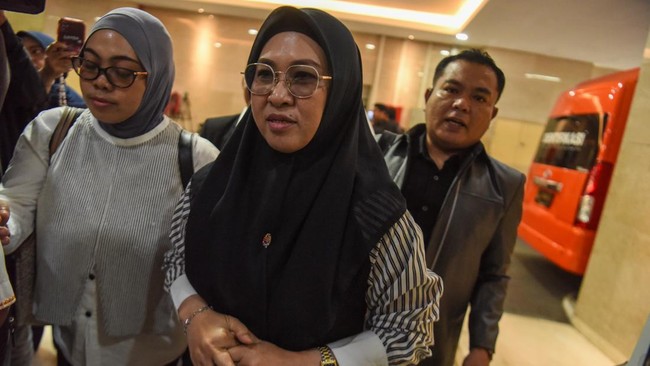 Mantan Bupati Gowa Sitti Husniah Talenrang Ditahan dalam Kasus Pemerasan dan TPPU, Penyidik Sita Aset Rp5,58 Miliar