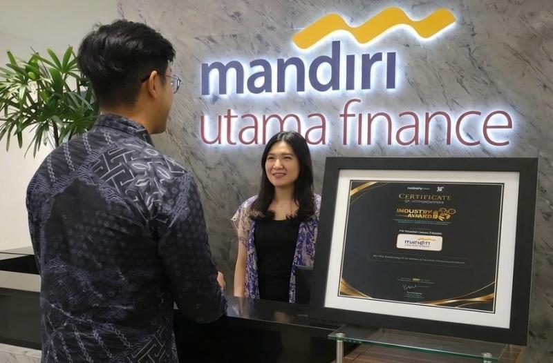 Perkuat Pembiayaan Inklusif, Mandiri Utama Finance Sabet Industry Award 2026